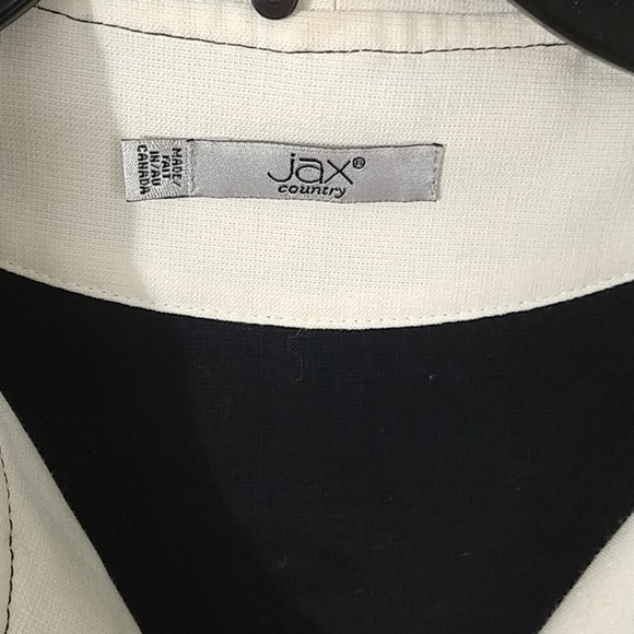 Jax hooded zip front vest - Picture 2 of 6